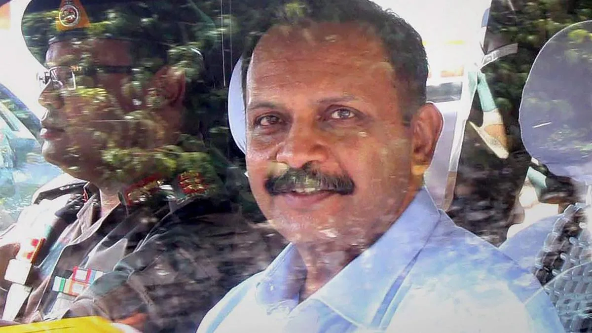 Armed Forces Tribunal stays retirement of Colonel Purohit, acquitted in 2008 Malegaon blast case