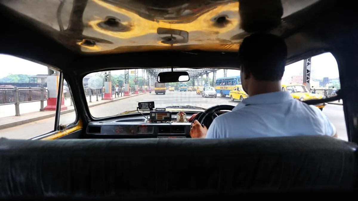 Cab driver accused of insulting Kannada; complaint filed at Girinagar police station