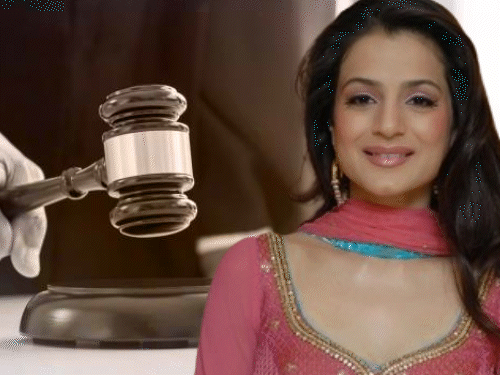 अमिषा पटेल के खिलाफ गैर जमानती वारंट जारी:मुरादाबाद में फीस लेकर भी नहीं किया था परफॉर्म, अब 27 मार्च को पहुंचना होगा कोर्ट