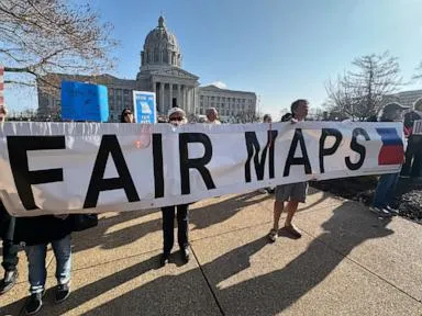  Missouri judge rejects a challenge to new US House districts backed by Trump