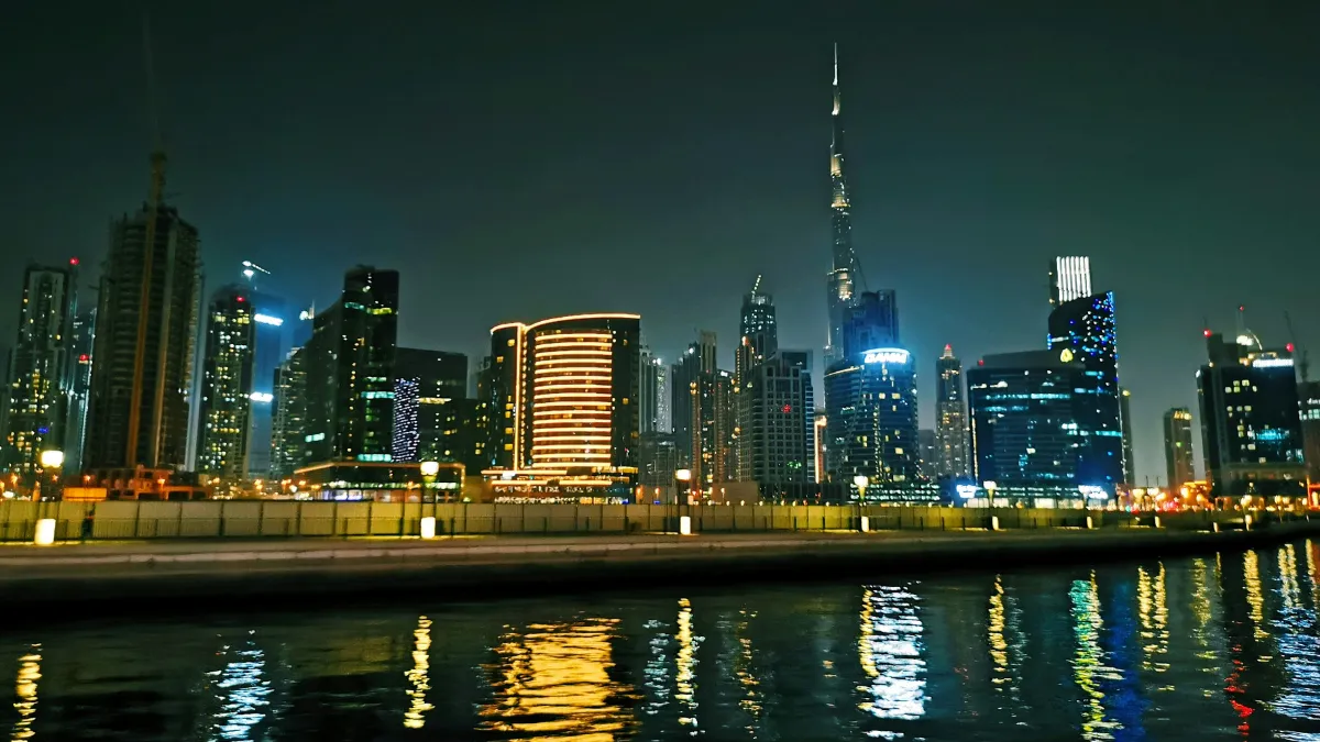 Token2049 Crypto Conference Delays Dubai Summit to 2027 Over Security Concerns