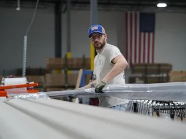  Trump administration kicks off new process to try to replace tariffs struck down by Supreme Court